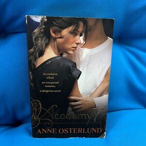 Academy 7 By Anne Osterlund Soft Cover Romance